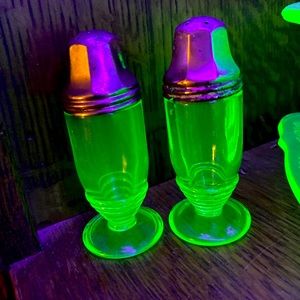 Antique Green Uranium Depression Glass Footed Salt & Pepper Shakers with Caps